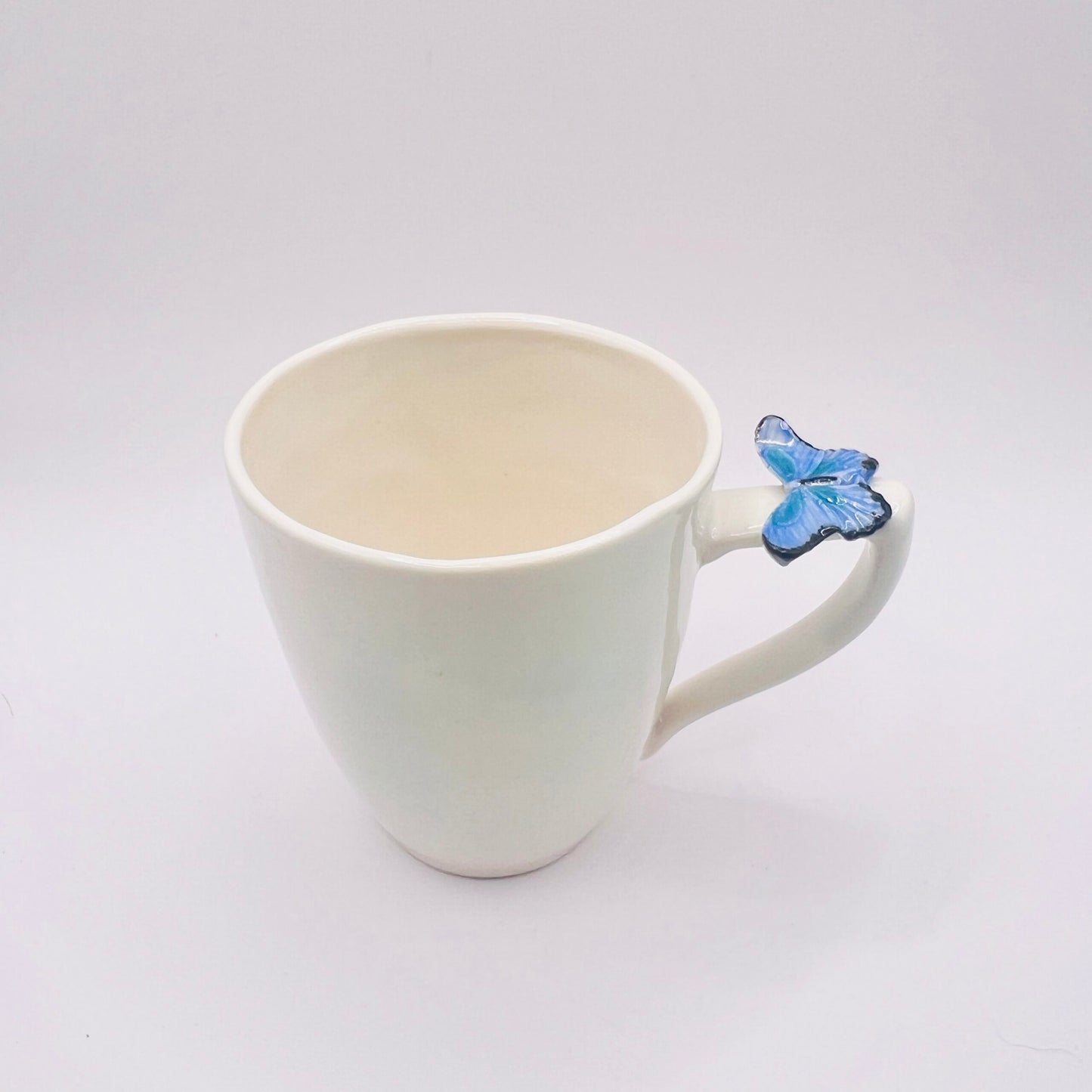 kubek z motylem porcelana